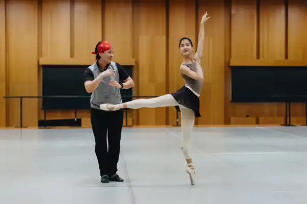 «Астана Опера» везет солнечную «Коппелию» в Оман (3)