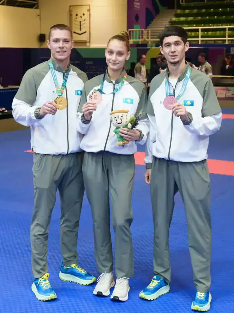 Каратэден Қазақстан құрамасы 1 алтын, 2 қола медаль жеңіп алды (5)