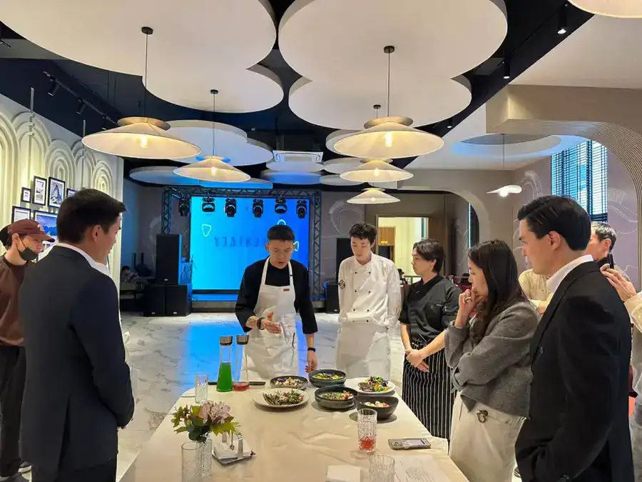 Год рабочих профессий: в Астане стартовал проект «Үздік—2025» для молодых специалистов (5)