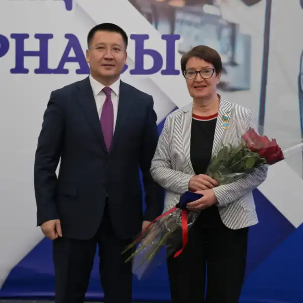 В Павлодаре прошло торжественное мероприятие, посвященное 60-летию областного телеканала «ERTIS» (6)