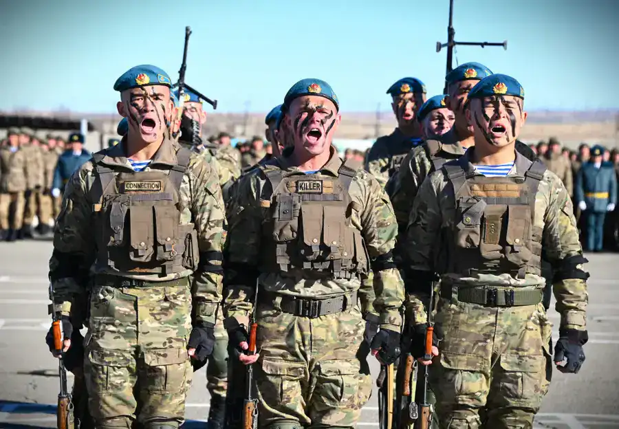 Более 1500 молодых десантников принесли Военную присягу (10)