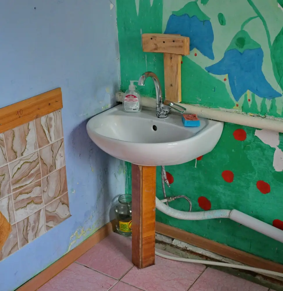 Аким Павлодарской области Асаин Байханов совершил рабочий визит в с. Тосагаш района Аққулы, где встретился с местными жителями (3)