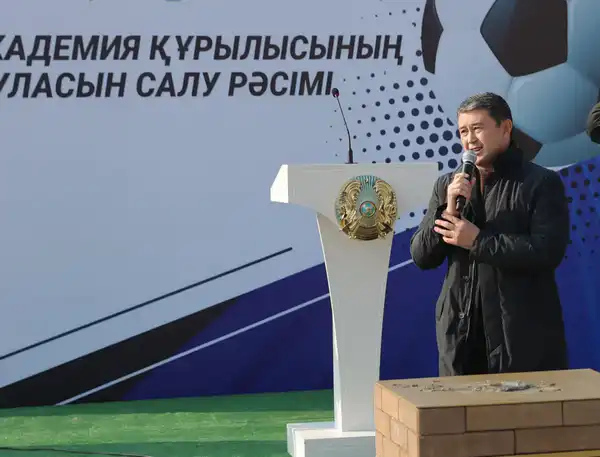 Футбольную академию строят в Жамбылской области (3)