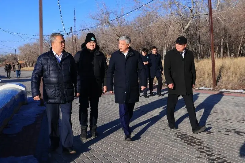 В Центральном парке Караганды посчитали деревья (10)