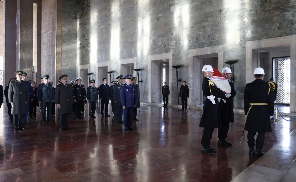 Министр обороны Казахстана совершил официальный визит в Турцию (2)