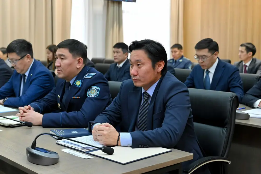 В области Абай состоялось заседание регионального штаба по профилактике наркомании и противодействию наркопреступности (4)