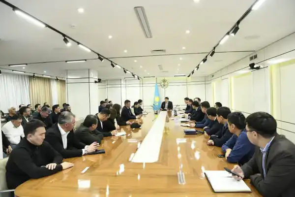 В Астане состоялось очередное совещание с застройщиками по соблюдению законности на стройках (3)