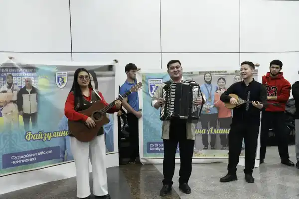 Столичные спортсмены, защищавшие честь страны в Японии, вернулись домой (6)
