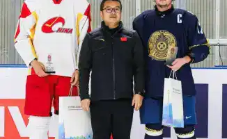 Казахстанская мужская хоккейная сборная чемпион Азии второй год подряд