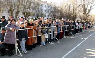 Министр обороны посетил воинскую часть и проверил условия службы молодых солдат