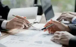 В Казахстане готовят масштабное сокращение доли государства в экономике: 500 компаний стоимостью свыше 2 триллионов тенге передадут в рыночную среду.