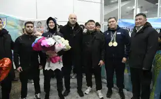 Возвращение столичных спортсменов с медалями Сурдлимпийских игр: успехи на международной арене