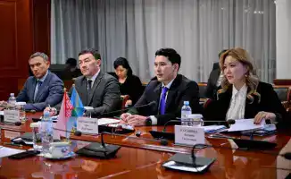 Казахстан и Беларусь обсуждают сотрудничество в туризме и спорте на встрече министра и посла