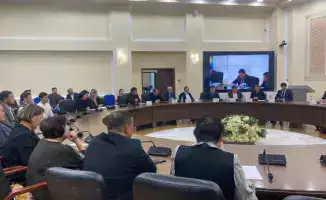 Вице-министр Олжас Сапарбеков обсудил вопросы инфраструктурного развития и тендеров с населением Жетысу