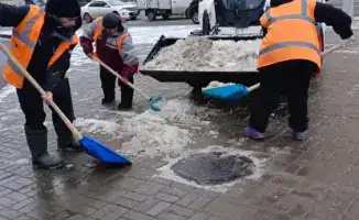 Зимние вызовы в Астане: коммунальные службы борются с мокрым снегом и дождем