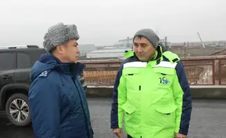 На перекрестке жизни: начальник полиции Актюбинской области проверяет безопасность на опасной трассе