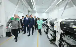 Сенатор Маулен Ашимбаев обсудил с работниками Карагандинской области инициативы по развитию региона и реформы в парламенте