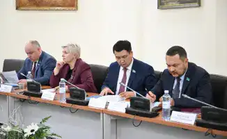 Обсуждение реформ в обучении на военных кафедрах в Мажилисе