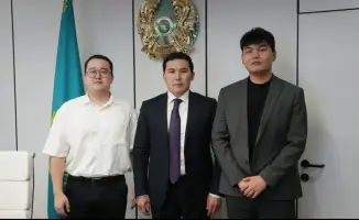 Министр туризма и спорта Ербол Мырзабосынов провёл личный приём граждан, обсуждая киберспортивные соревнования в стране