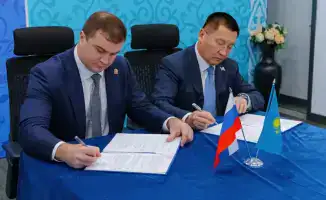 Подписание меморандума между Павлодарской и Омской областями: новые горизонты для экономического и культурного сотрудничества