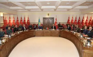 Мост дружбы: Казахстан и Турция укрепляют военные связи