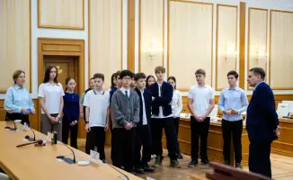 Экскурсия в Конституционный Суд: Учащиеся Астаны открывают для себя основы правосудия и защиты прав человека