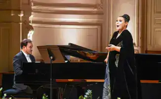 Майра Мұхамедқызы: Париж в ритме казахских мелодий!