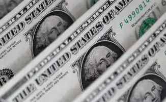 Доллар подешевел в Казахстане: курс на торгах 3 ноября