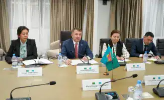 Мосты сотрудничества: встреча министров юстиции Казахстана и Туркменистана
