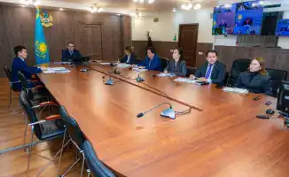 Министр торговли Казахстана обсуждает меры по сдерживанию инфляции на продовольственном рынке