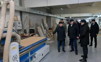 Аким области высоко оценил работу предприятия по производству корпусной мебели