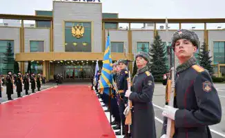 Токаев в Москве: Красная дорожка прагматизма и государственный визит Казахстана