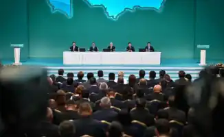 Казахстанцы требуют внимания к проблемам дорог, дворов и детских площадок: Токаев призывает акиматы реагировать на жалобы