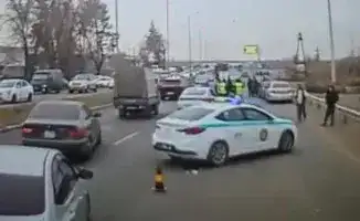 Смертельное ДТП на 19-м километре трассы Алматы – Бишкек: мотоциклист выехал на встречку