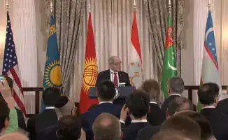 Сенаторы США вновь предложили отменить торговые ограничения времён холодной войны в отношении Казахстана, что может открыть новые возможности для экономического сотрудничества между двумя странами.