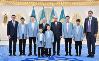 Токаев: Шахматы как искусство — встреча с юными гениями