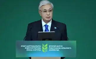 Токаев поблагодарил работников сельского хозяйства на втором Форуме