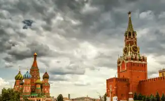 Мосты или стены: Кремль размышляет о диалоге Путина и Трампа по мирному плану