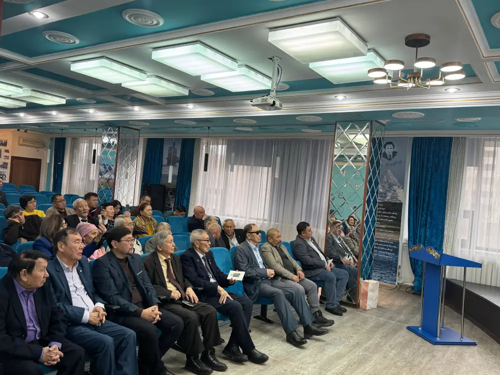 Состоялась презентация книги «Жоқшы» (2)