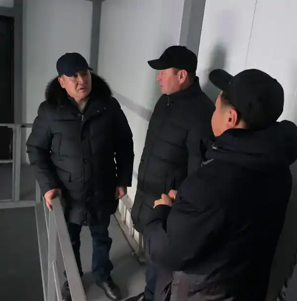 Аким Павлодарской области Асаин Байханов совершил рабочую поездку в Баянаульский район, где оценил ход реализации ключевых инфраструктурных, проектов (6)