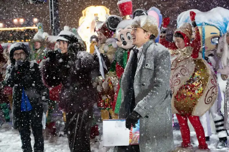 13 новых новогодних локаций появились в разных районах Алматы (4)