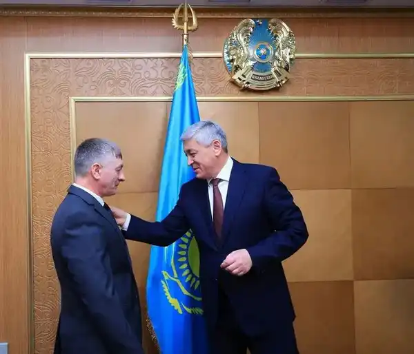 Представители рабочих профессий Карагандинской области получили государственные награды (5)