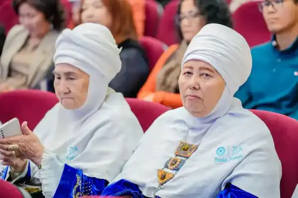 «Национальный код - наследие для поколений»: в Астане прошел этнофорум с участием почитателей казахского ремесла (10)