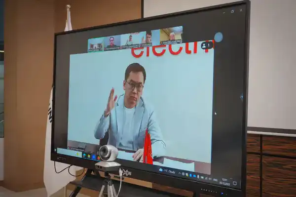 ПОДДЕРЖКА НАУКИ И ОБРАЗОВАНИЯ: ПОПЕЧИТЕЛЬСКИЙ СОВЕТ НОВОГО ЭНДАУМЕНТ-ФОНДА ПРОВЕЛ ПЕРВОЕ ЗАСЕДАНИЕ (4)