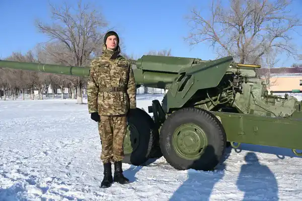 2 метра 10 сантиметров: самый высокий солдат Казахстана доказал, что рост — не преграда службе (3)