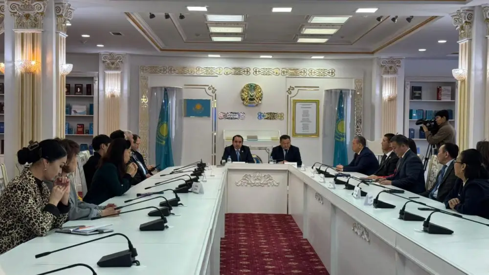 Творчество Мыржакыпа Дулатулы обсудили в Астане (5)