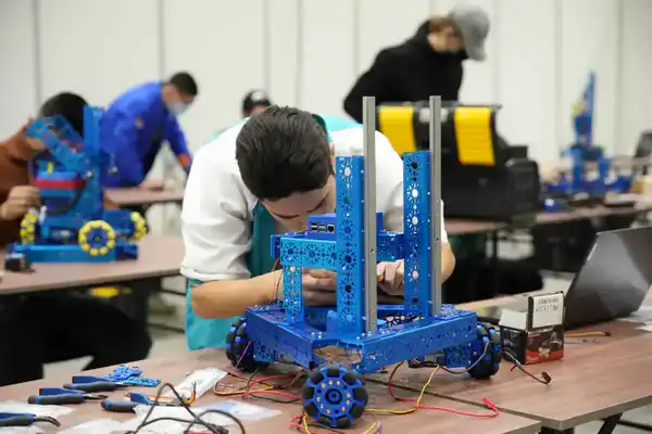 WorldSkills Kazakhstan 2025: первый день чемпионата профессионального мастерства в Астане прошёл на высоком уровне (5)