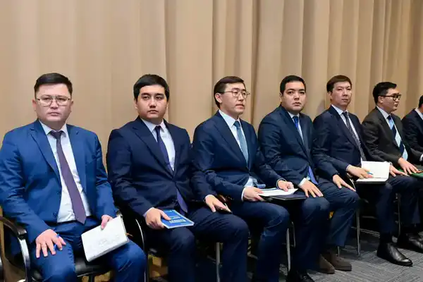 Прошло расширенное аппаратное совещание (4)