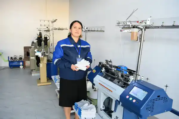 Советник главы Правительства посетил село Бесарык (8)