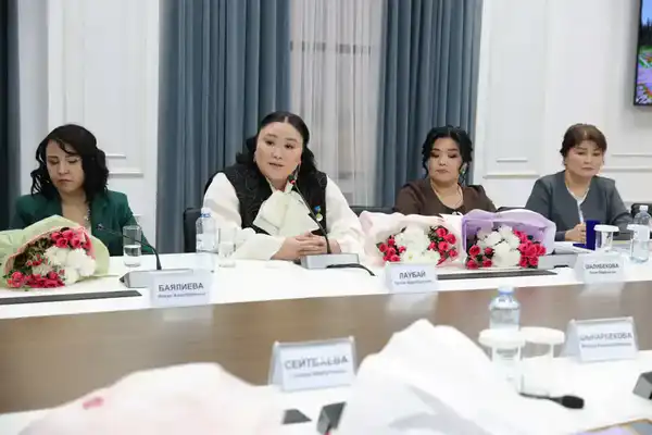 Лучших педагогов наградили в Жамбылской области (3)